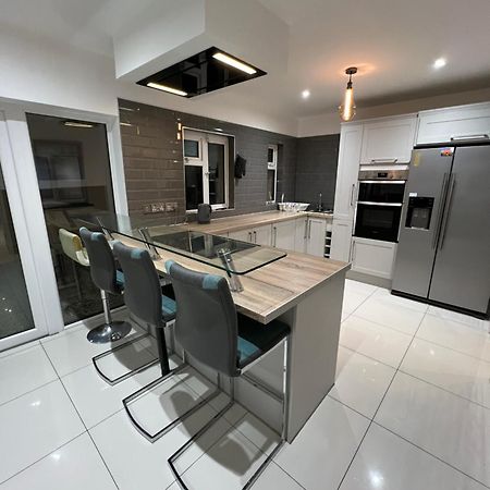 Lovely Dublin Home - Just 15 Mins To City Centre Zewnętrze zdjęcie