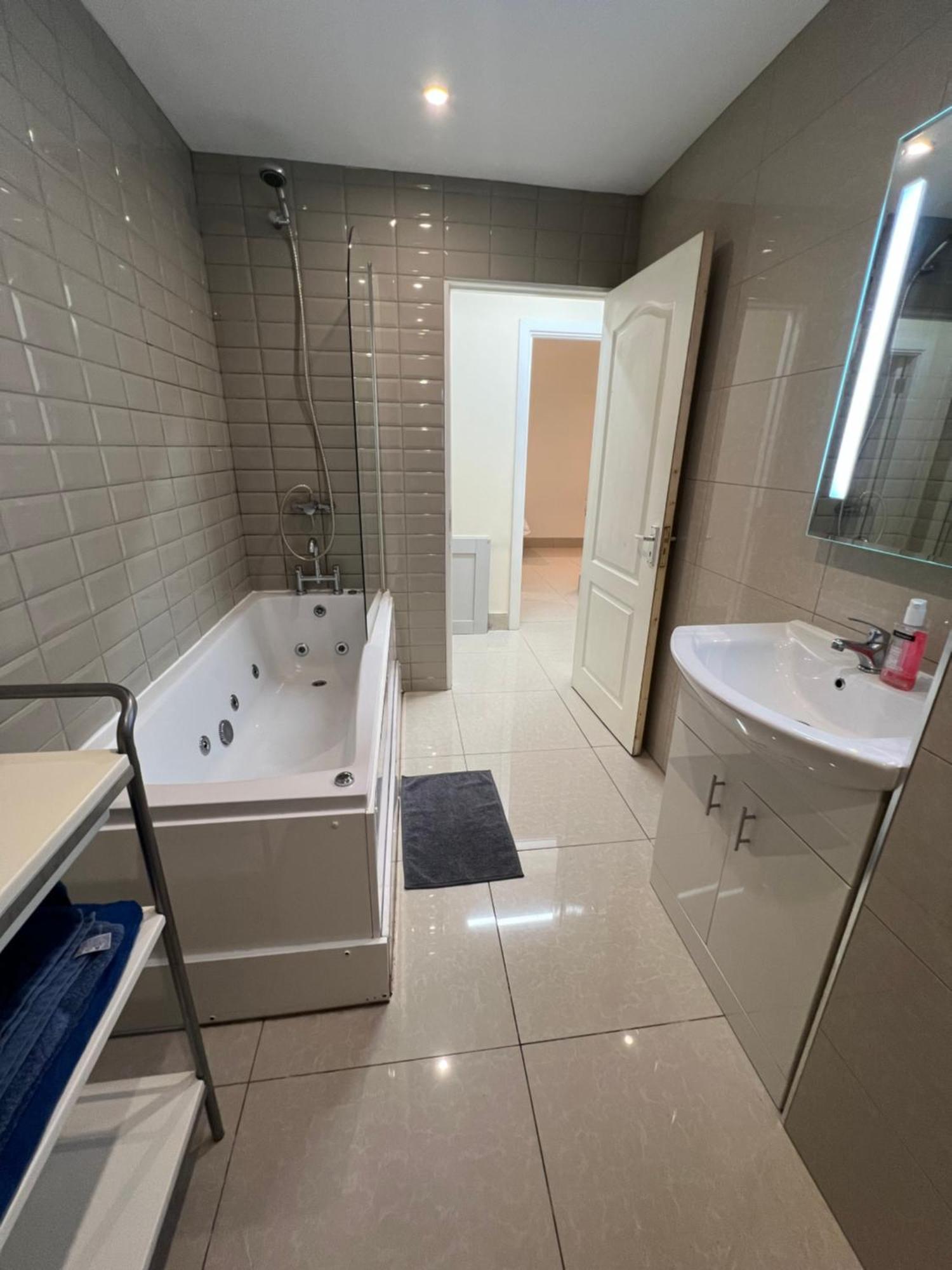 Lovely Dublin Home - Just 15 Mins To City Centre Zewnętrze zdjęcie